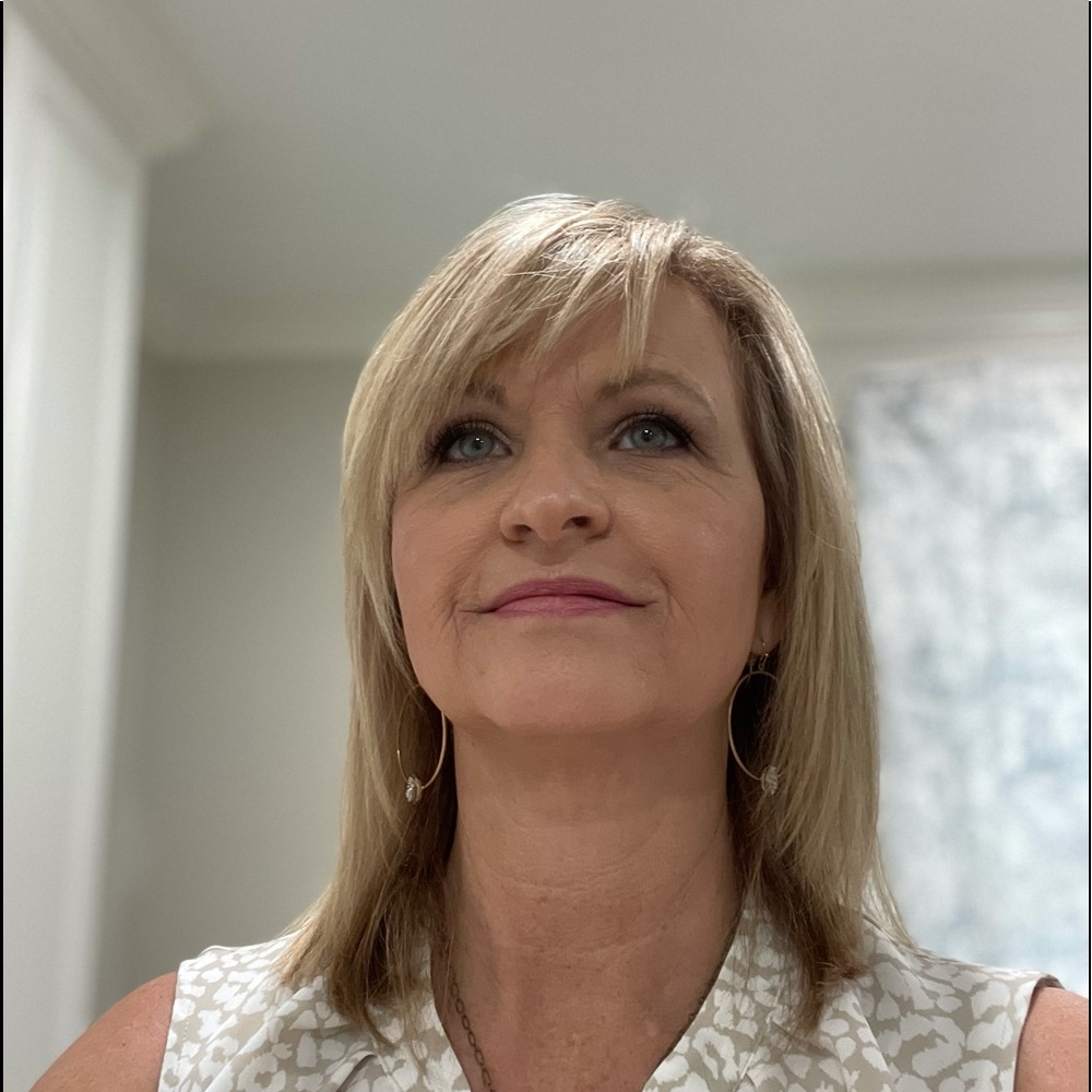 Meet your Posher, Christine